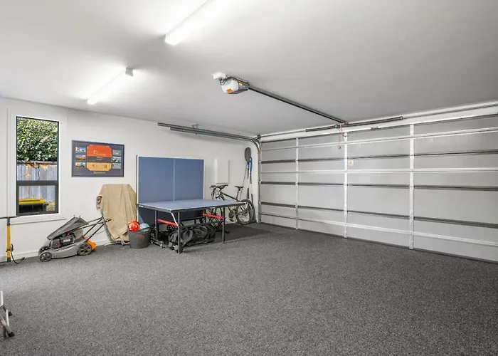 Getaway On Galloway | Pet Friendly, Close To Lake!